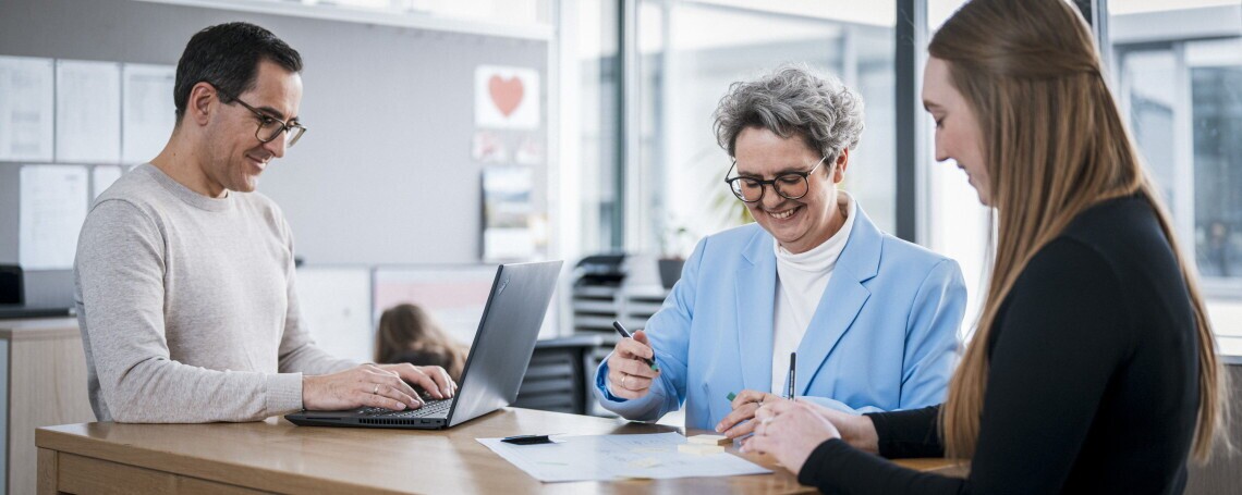Personalreferent Schwerpunkt Vertragswesen (m/w/d), 1. Bild